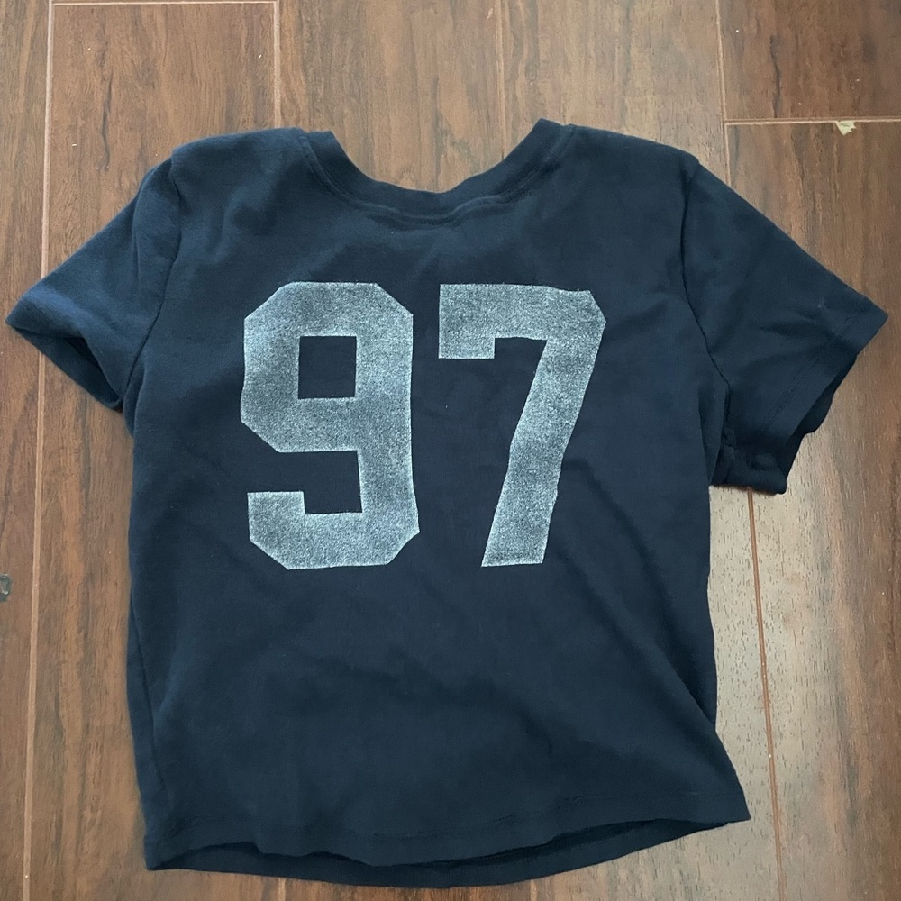Hollister women’s t shirt